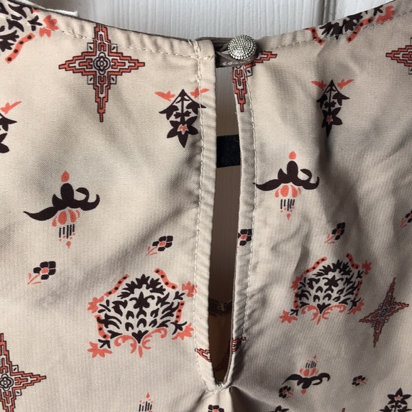 Nude colored dress with patterns! - Picture 5 of 5